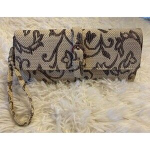 Appears like possible Poppie Jones Clutch Cream Brown Wristlet Wallet Billfold